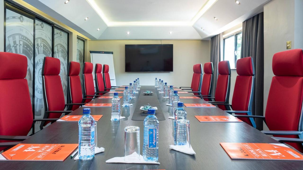 CySuites Apartment Hotel Nairobi Buitenkant foto